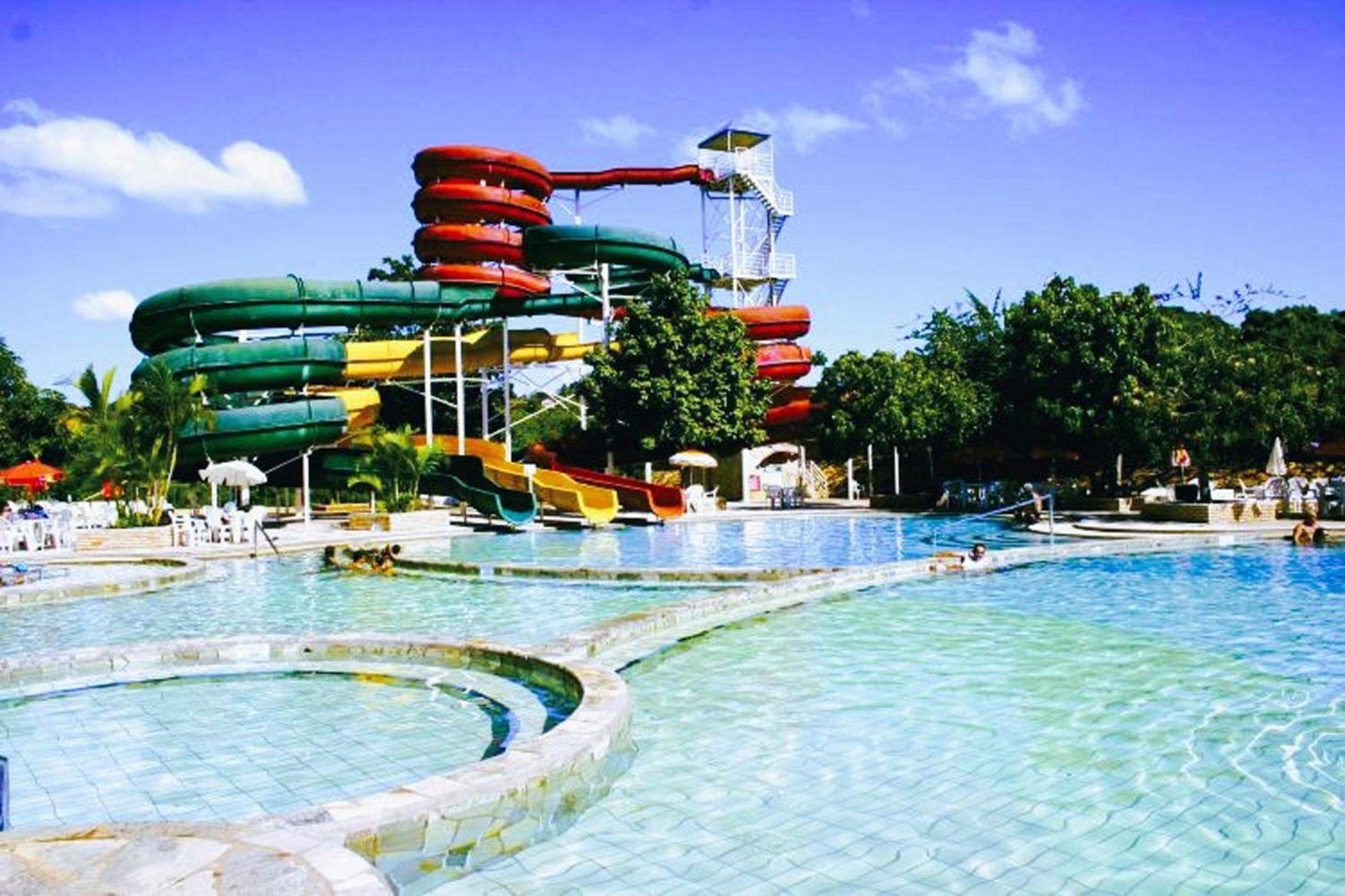 Piazza Diroma - Cortesia Park Diroma, Splash E Slide Калдас-Новас Экстерьер фото